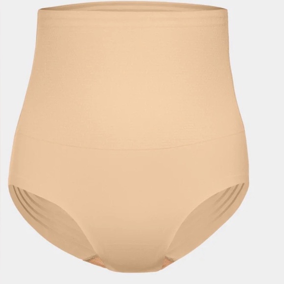 Shaper High Rise Briefs size Medium - Picture 3 of 7